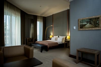 Панорамный номер с видом на крепостной вал SOHO Hotel